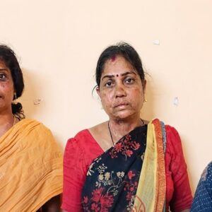 Wayanad Police arrest three women in Thirunelli gold chain theft case at Malpe Beach, Karnataka.